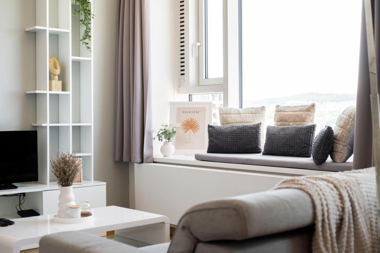 Ferienwohnung Luxury 1Bdrm On The 28Th Floor Pressburg Exterior foto