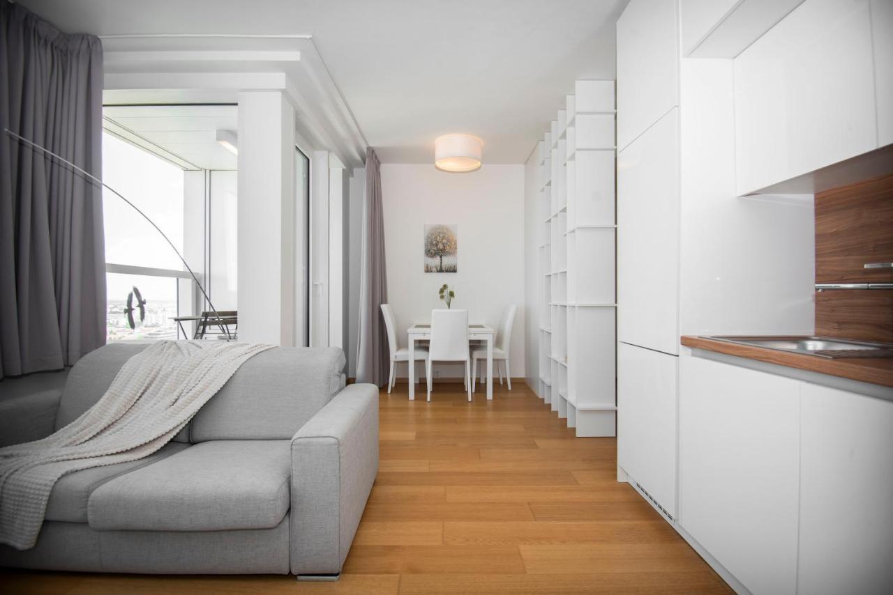 Ferienwohnung Luxury 1Bdrm On The 28Th Floor Pressburg Exterior foto