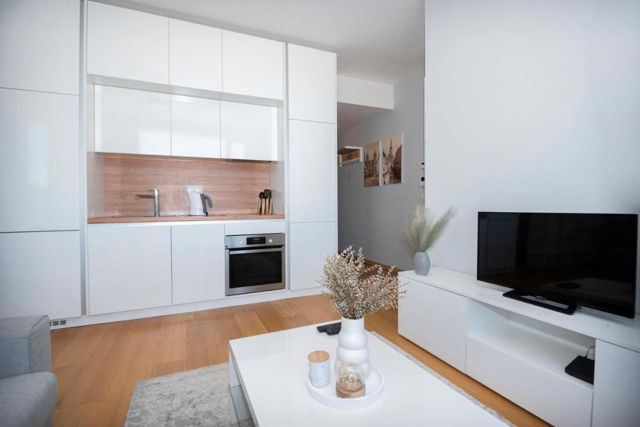 Ferienwohnung Luxury 1Bdrm On The 28Th Floor Pressburg Exterior foto